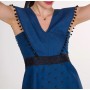 Vestido corto de verano azul denim con estampado de flamencos negros