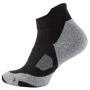 Unisex sports socks in sneaker design with heel protection in one package