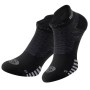 Unisex sports socks with cushioning and heel protection