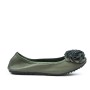 Comfortable faux leather ballerina with flower pattern