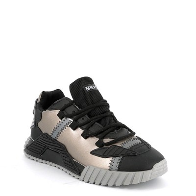 Bi-material lace-up sneaker