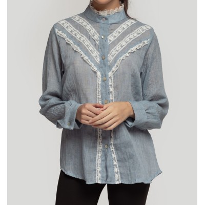 EMBROIDERED BLOUSE